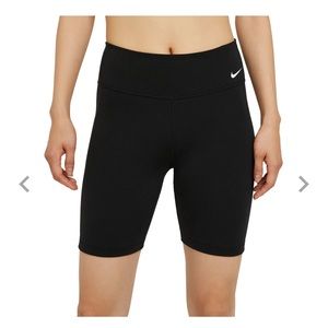 NEW Nike One Mid Rise 7” Black Bike Shorts 3X